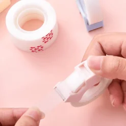 Mini-Klebebandspender – praktischer Klebebandschneider fürs Büro