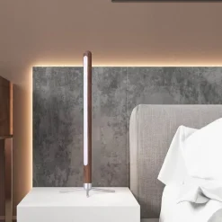 Minimalistische Schreibtischlampe aus Holz – Nordic Sky Design