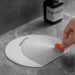 Minimalistisches Abfluss-Abdeckpad - Wasserstopper für Waschbecken und Wanne