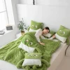 Mini-Monster-Steppkissendecke - Cozy Dreams Throw