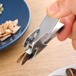 Mini-Nussöffner – Kreatives Küchengerät zum einfachen Nüsseknacken
