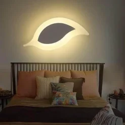 Modern Leaf Wall Lamp - Chic Home Lighting Decor