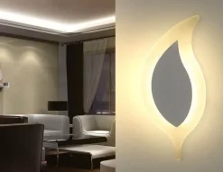Modern Leaf Wall Lamp - Chic Home Lighting Decor