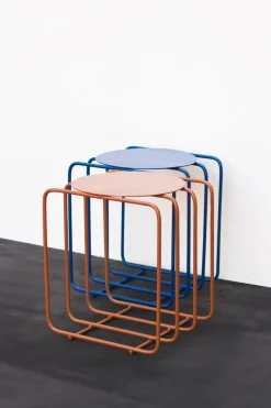Modern Minimalist Metal Coffee Table – Small Luxury Center Table