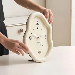 Moderne Infinity Fluid Clock – Stilvolle Wanduhr