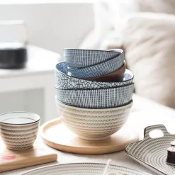 Moderne japanische Keramikschalen – elegantes klassisches Essgeschirr