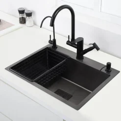 Moderne Küchenspüle aus Edelstahl – langlebiges und stilvolles Design