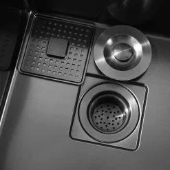 Moderne Küchenspüle aus Edelstahl – langlebiges und stilvolles Design