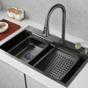 Moderne Küchenspüle aus Edelstahl – Elegantes Wasserfall-Design