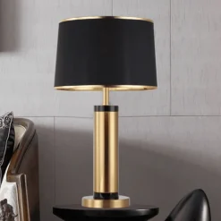 Moderne Tischlampe – Elegante Leuchte