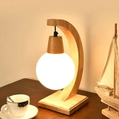 Moderne Tischlampe aus Glas – Kreatives Beleuchtungsdekor