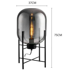 Moderne verstellbare Stehlampe – zeitgenössische Beleuchtungsvorrichtung