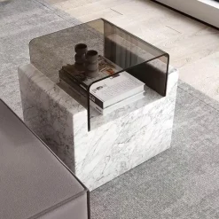 Moderner Beistelltisch – Stilvolle Akzentmöbel für das Wohnzimmer