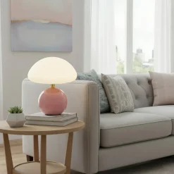 Moderner Beistelltisch aus Holz – Stilvolle Akzentmöbel