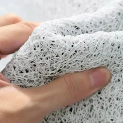 Moderner Beistelltisch aus Holz – Stilvolle Akzentmöbel