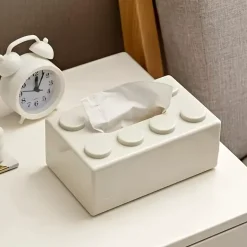 Moderner Beistelltisch aus Holz – Stilvolle Akzentmöbel