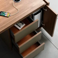 Moderner Büroschreibtisch – Stilvolle Arbeitsplatzmöbel