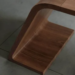 Moderner Büroschreibtisch – Stilvolle Arbeitsplatzmöbel