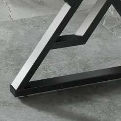 Moderner Büroschreibtisch – Stilvolle Möbel für den Heimarbeitsplatz