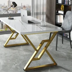 Moderner Büroschreibtisch – Stilvolle Möbel für den Heimarbeitsplatz