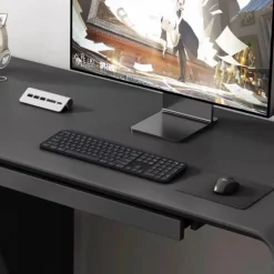 Moderner Bürotisch – Stilvoller Schreibtisch für das Home Office