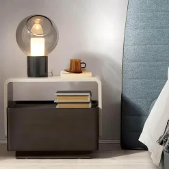 Moderner Nachttisch – Stilvoller Nachttisch für zeitgenössisches Dekor