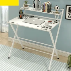 Moderner, stilvoller Büroschreibtisch aus Holz