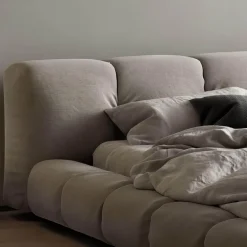 Modernes Abel-Bett – Stilvolle Schlafzimmermöbel