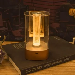 Modernes LED-Säulennachtlicht – Stilvolles Ambientedekor für jeden Raum