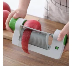 Multifunktionaler Obst- und Gemüseschneider aus Edelstahl