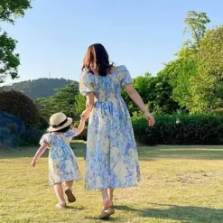 Mutter-Tochter-Kleid-Set aus Chiffon mit Blumenmuster – passende Sommer-Outfits