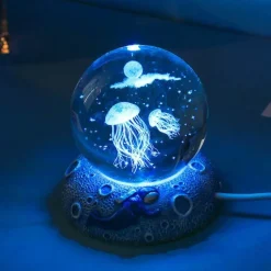 Nachtlicht mit Kristallkugel zum Thema Ozean - Dekorative Lampe der Unterwasserwelt