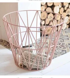 Nordic Art Korbstuhl- und Tischset – Stilvolles Wohndekor