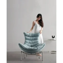 Nordic Rocking Chair - Relaxed Casual Wave Design