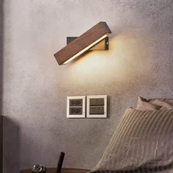 Nordic Solid Wood LED Wall Lamp - Modern Rotated Design