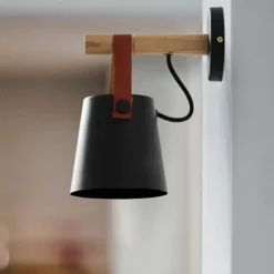 Nordic Wall Lamp - Elegant Decorative Lighting