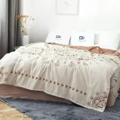 Nordische Baumwoll-Überwurfdecke – weiche und kühlende, klimatisierte Steppdecke für Betten und Sofas