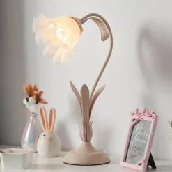 Nordische Blumen-Charme-Tischlampe - Eleganter Wohndekor-Akzent