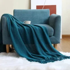 Nordische Strickdecke – Sofadekor aus weicher Wollmischung