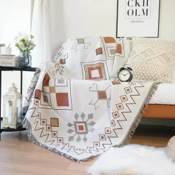 Nordische Strickdecke für draußen – gemütliche Camping-Picknickmatte