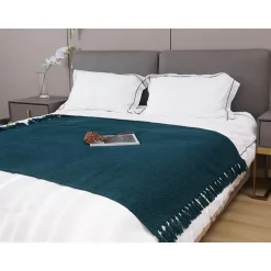 Nordische Wolldecke – Gemütliches Must-have für Zuhause und unterwegs