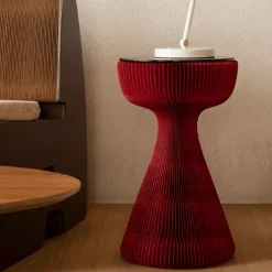 Nordischer Klapptisch aus Kraftpapier – vielseitiges, umweltfreundliches Design