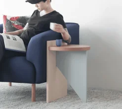 Nordischer moderner Couchtisch – Stilvoller Beistelltisch für das Wohnzimmer