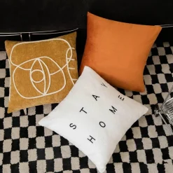 Nordischer Schachbrett-Kissenbezug - Schwarz-Weiß-Plüsch-Kissenbezug