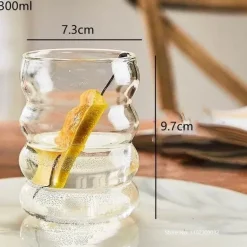 Nordisches Cocktailbecher-Set aus rosa Glas – elegante Saft- und Wassergläser