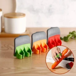 Obstschäler und -schneider aus Edelstahl – Küchengerät mit Doppelfingerschneider