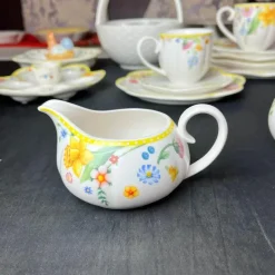 Oster-Tulpen-Geschirrset – Frühlingsinspiriertes Serviergeschirr aus Keramik