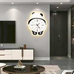 Panda-Wanduhr – Kreatives, schüchternes Panda-Design