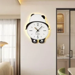 Panda-Wanduhr – Kreatives, schüchternes Panda-Design
