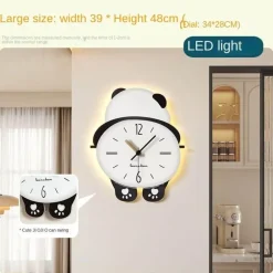Panda-Wanduhr – Kreatives, schüchternes Panda-Design